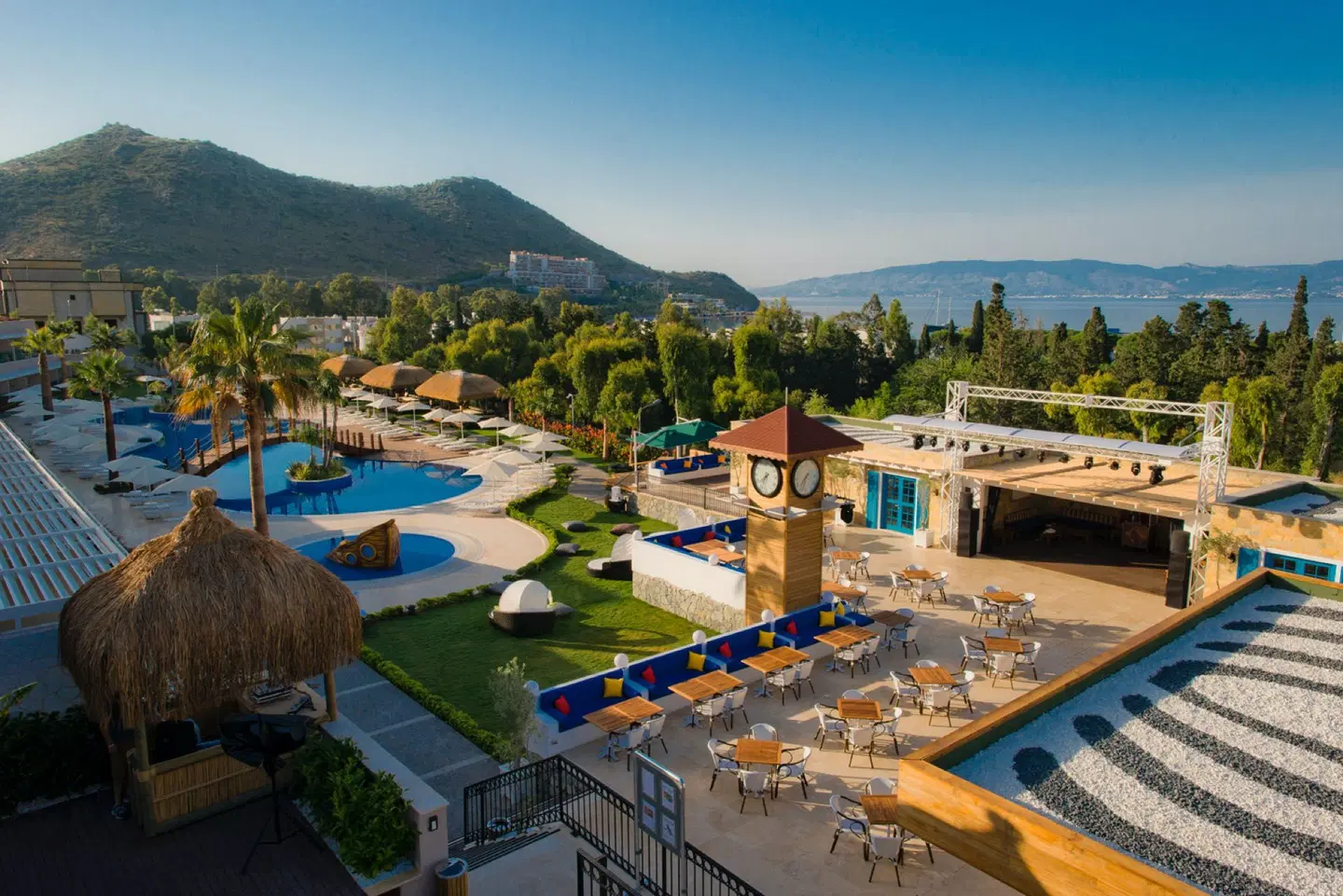 Bellazure Hotel Terrasse