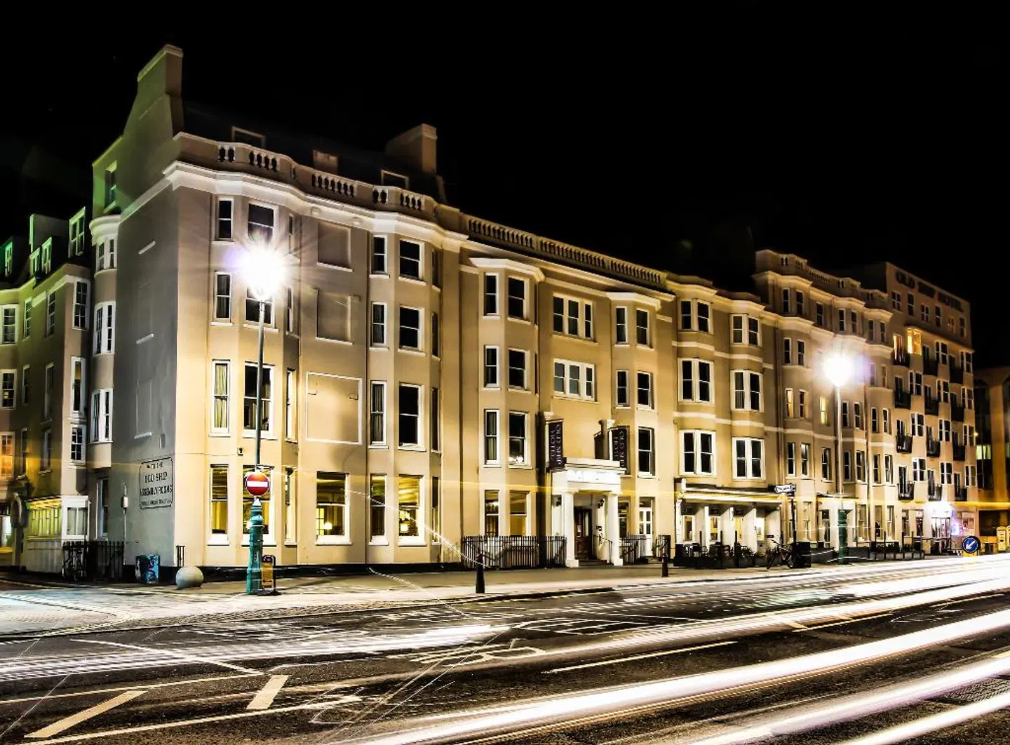The Old Ship Hotel EXTERIOR