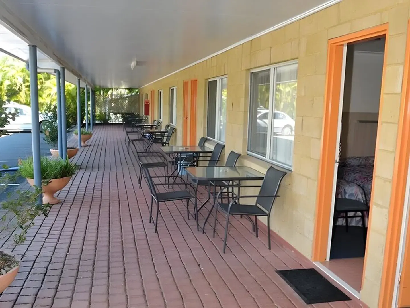 Mango Tree Motel Terrasse