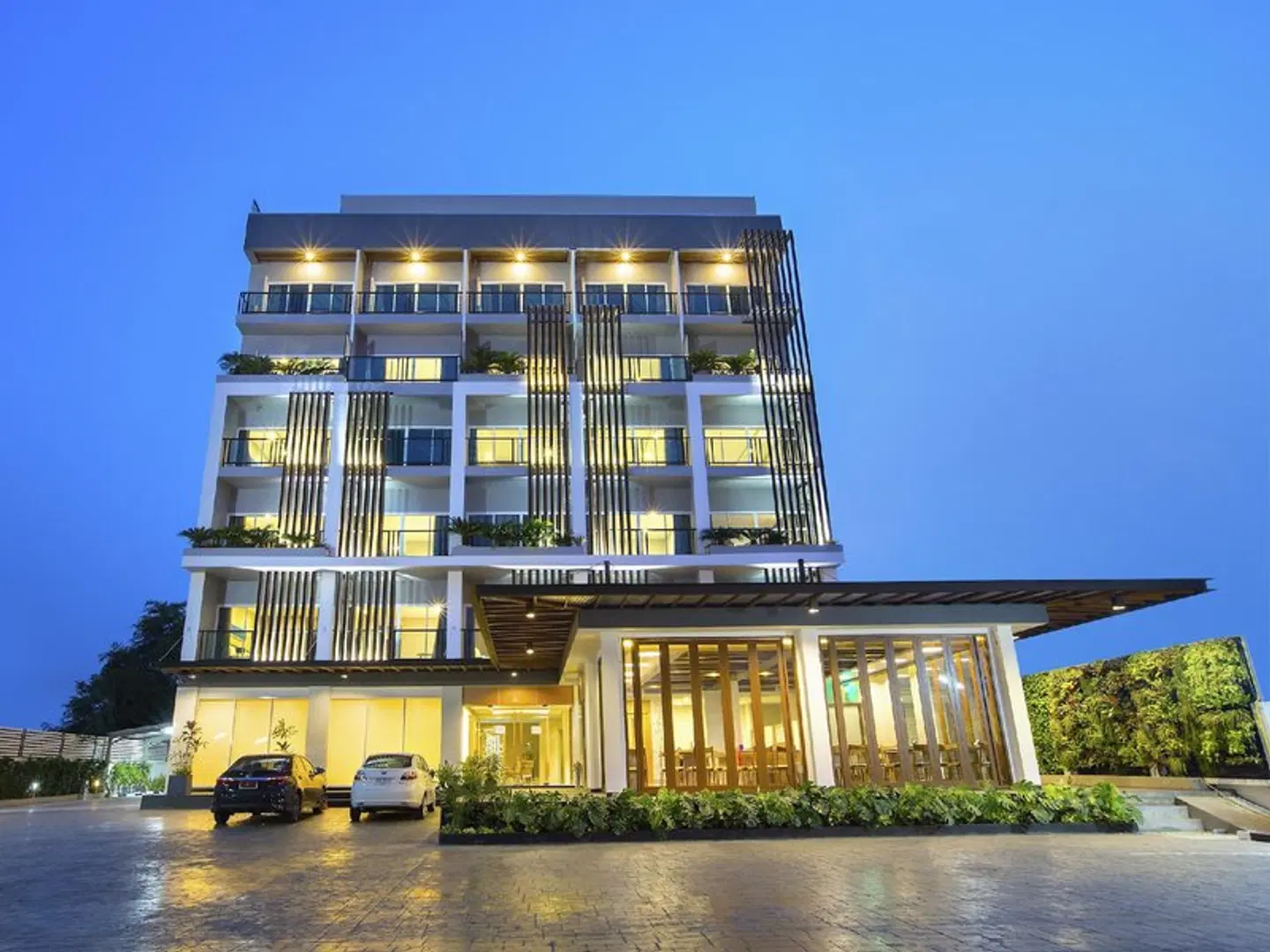 V Hotel Ubon Ratchathani EXTERIOR