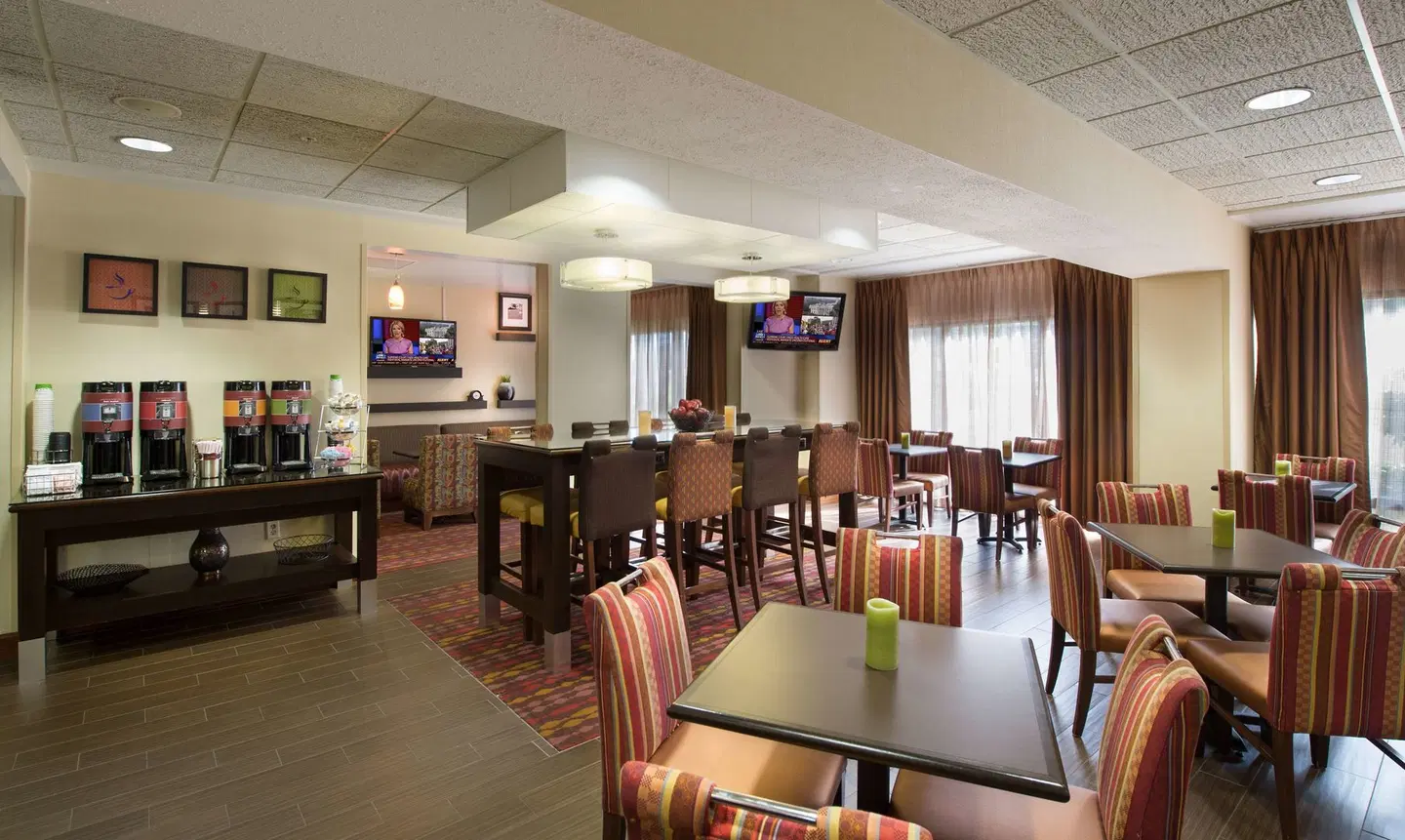 Hampton Inn Gainesville Restaurant