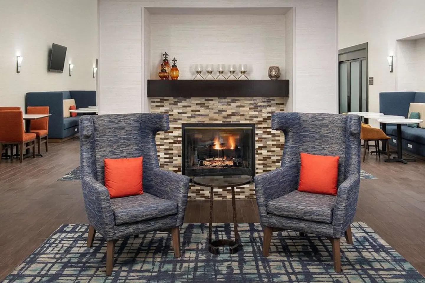 Hampton Inn & Suites Alpharetta LOUNGE_LOBBY