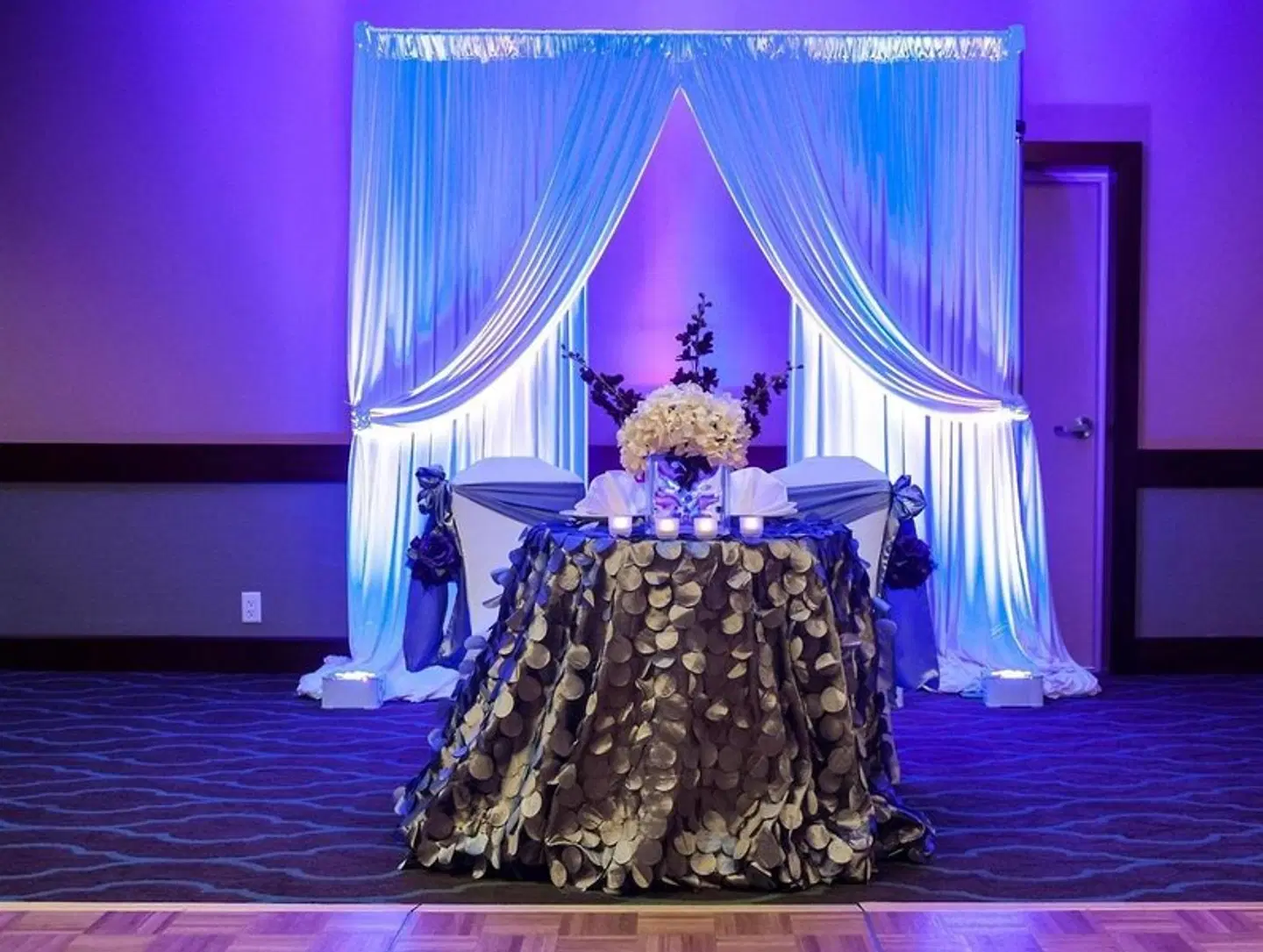 Embassy Suites by Hilton Dallas Market Center HEALTH_BEAUTY