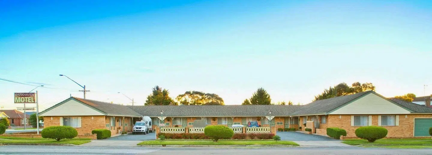 Parkhaven Motel EXTERIOR