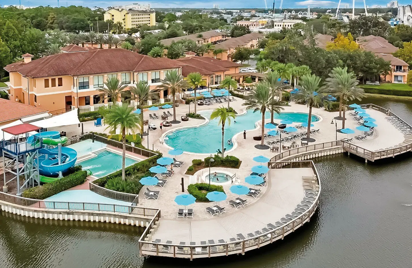 Regal Oaks Resort Vacation Townhomes Apartments EXTERIOR