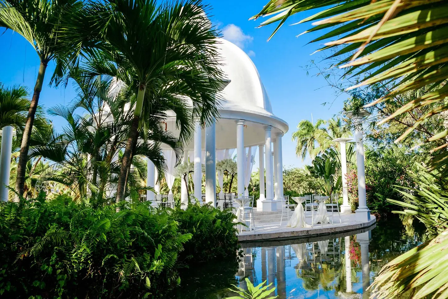 Meliá Caribe Beach Resort EXTERIOR
