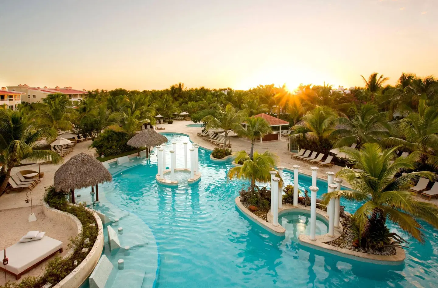 Meliá Caribe Beach Resort OUTDOOR_POOL
