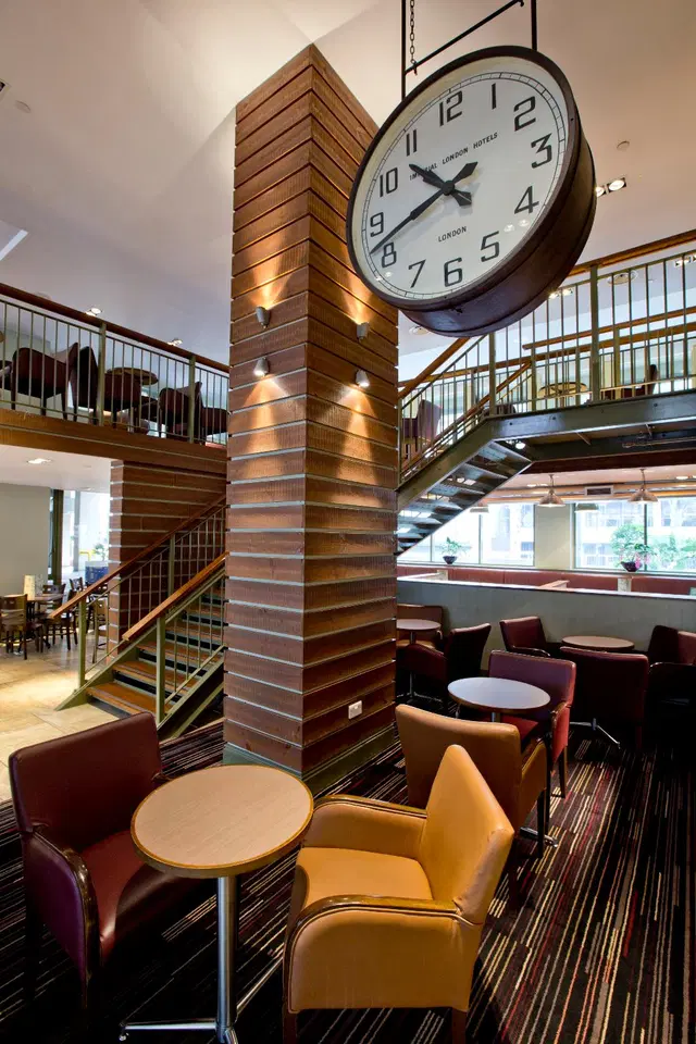 Royal National LOUNGE_LOBBY