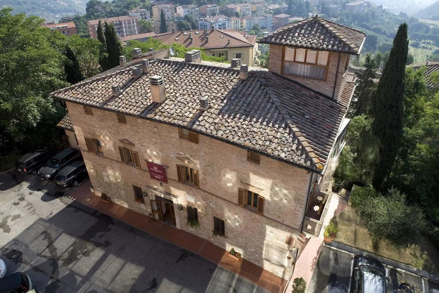 Hotel Perusia EXTERIOR