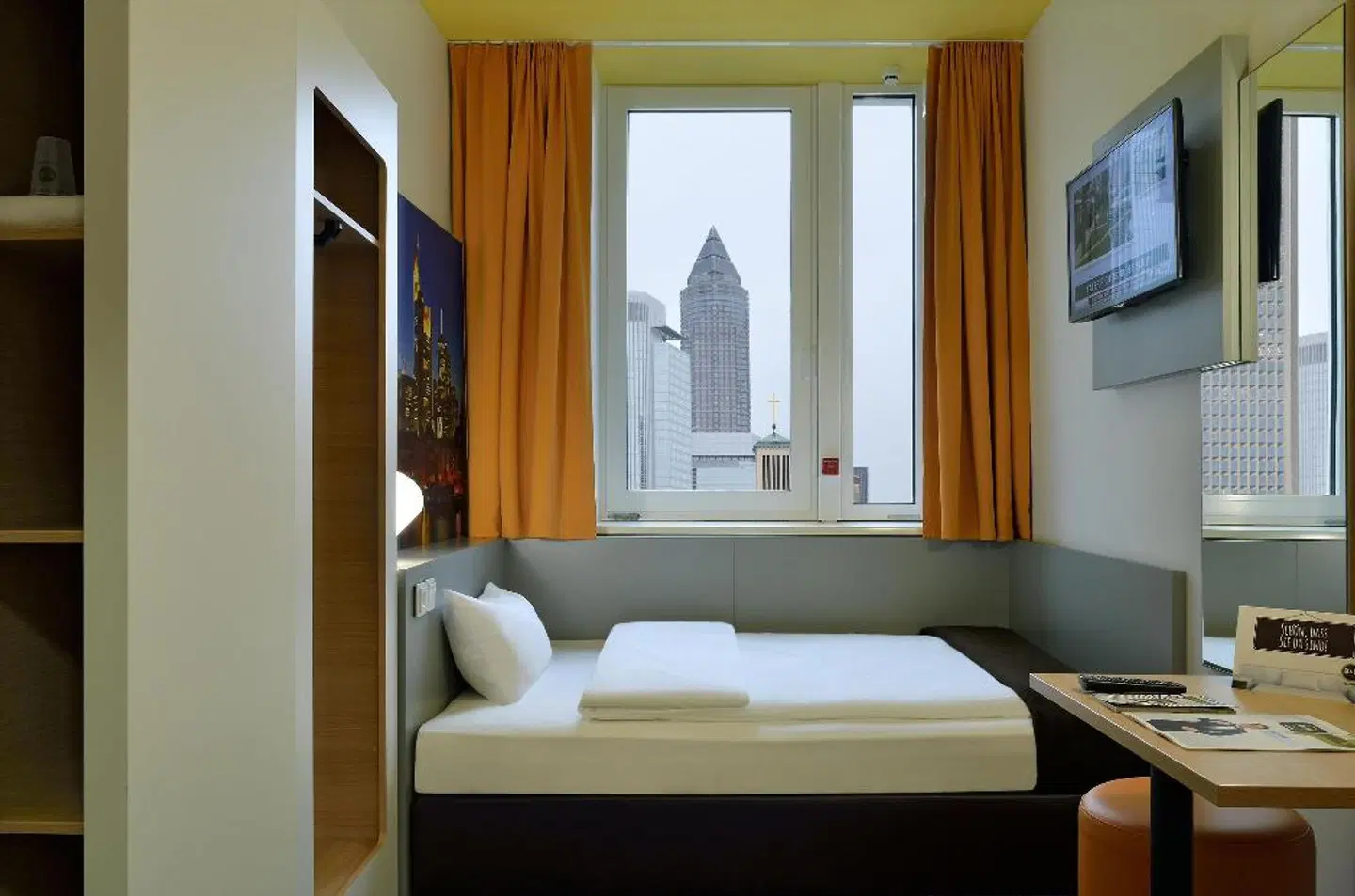 B&B HOTEL Frankfurt-Hbf ROOM_EXAMPLE
