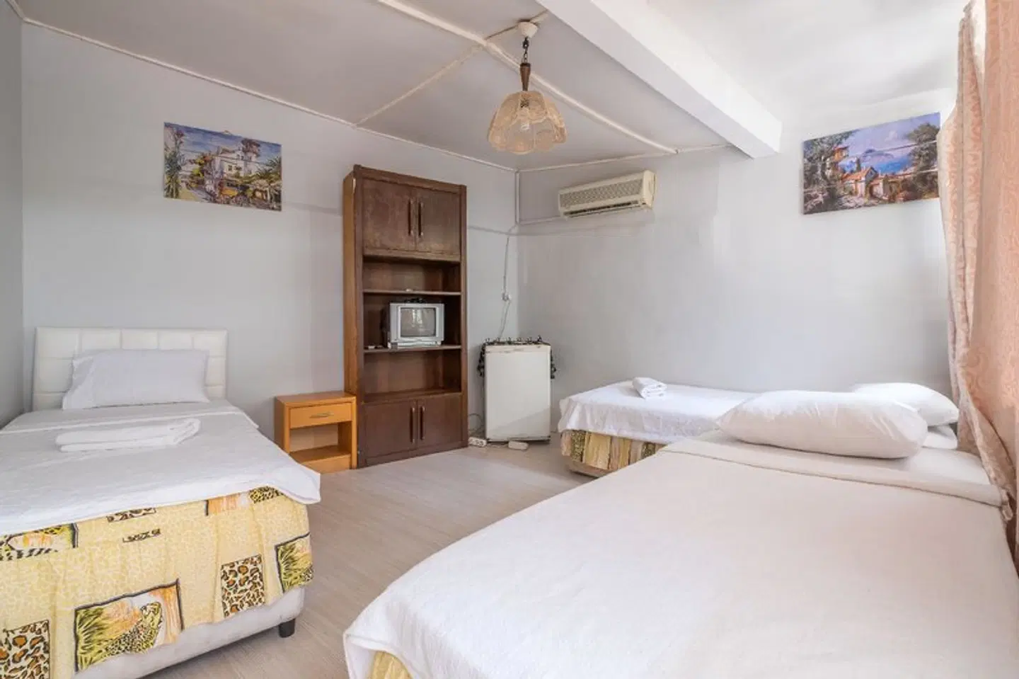 CityHub - Hostel ROOM_EXAMPLE