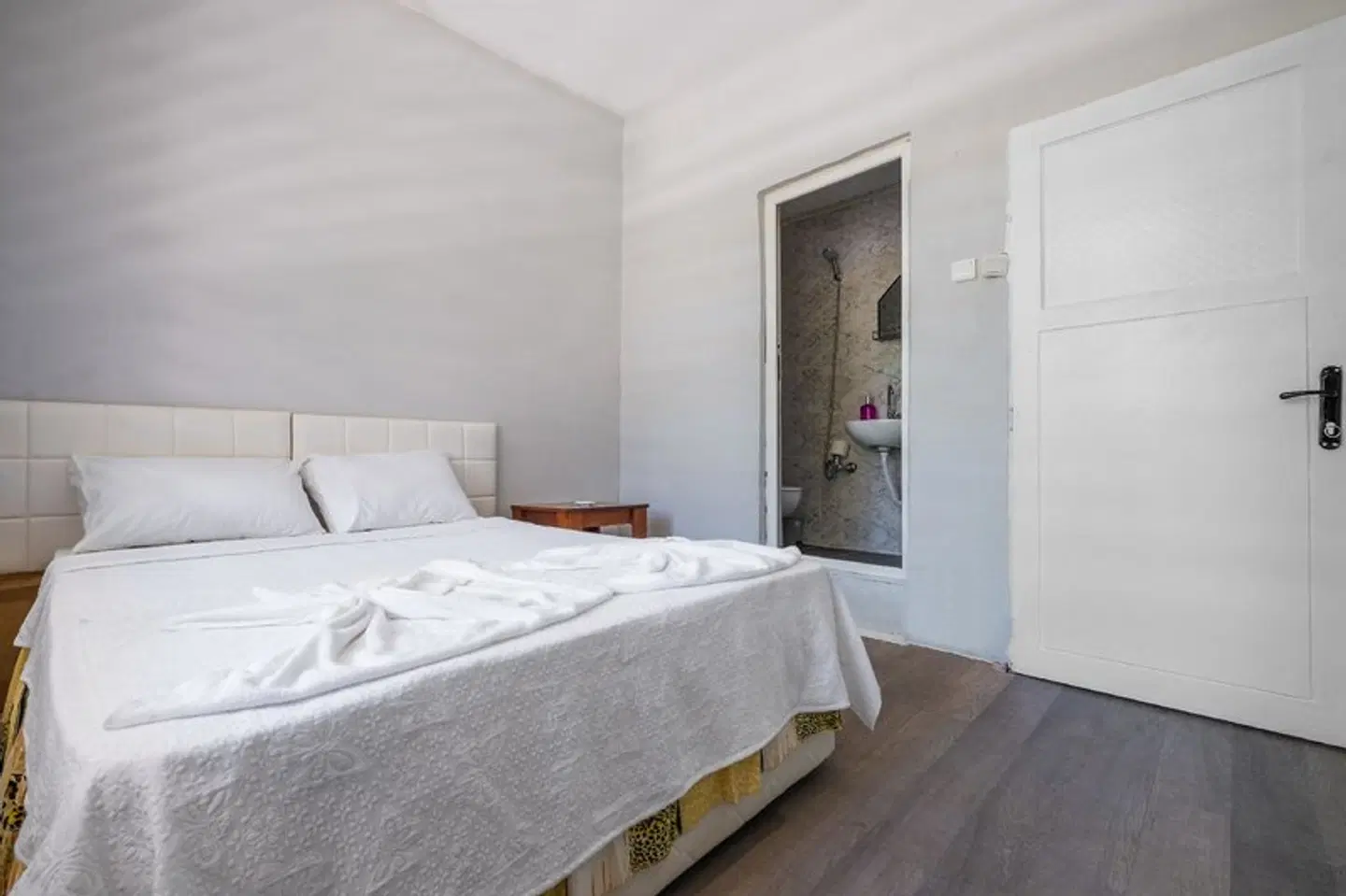 CityHub - Hostel ROOM_EXAMPLE