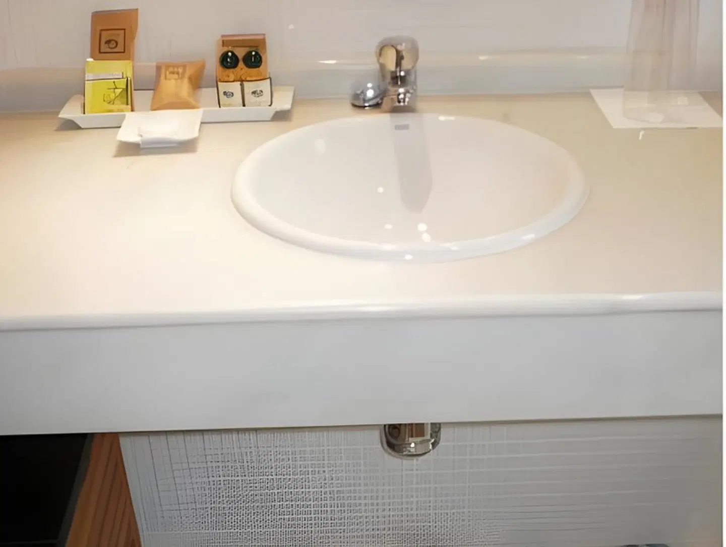 Santa Coloma del Camino BATHROOM