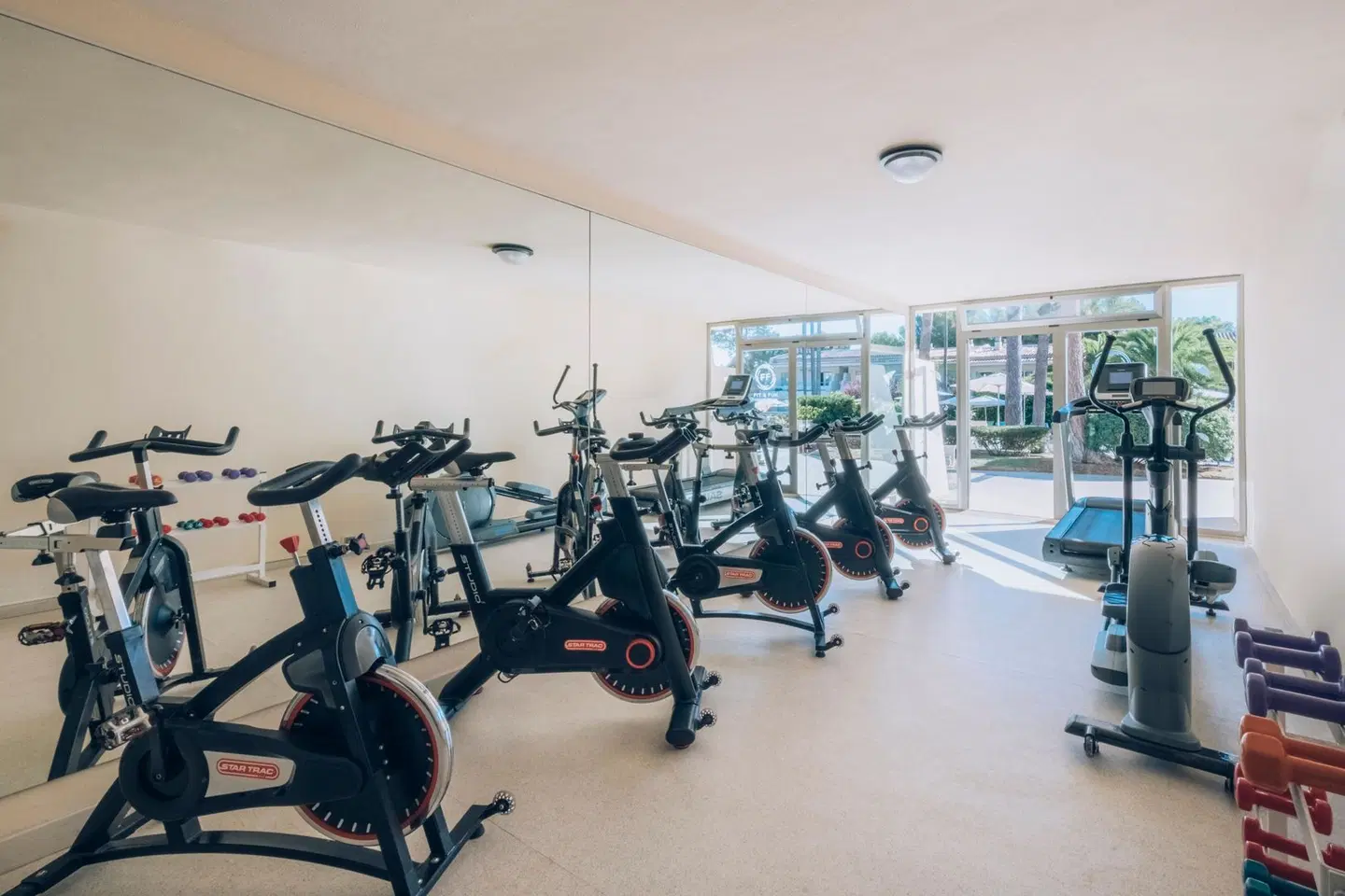Iberostar Waves Pinos Park SPORTS_AND_LEISURE