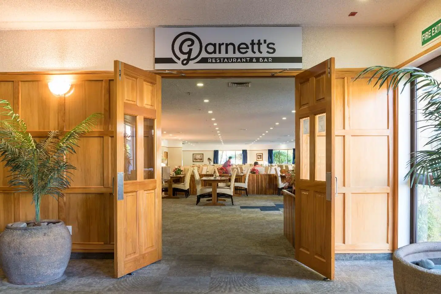 Distinction Hamilton Hotel & Conference Centre LOUNGE_LOBBY