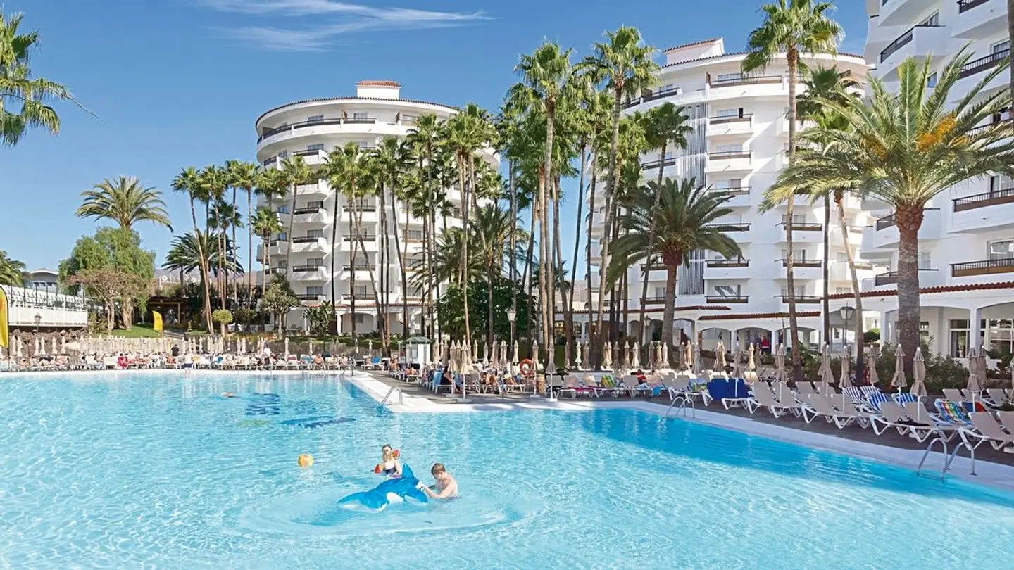 Servatur Waikiki OUTDOOR_POOL