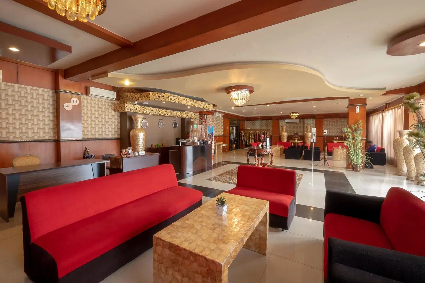 Red Chilies Hotel LOUNGE_LOBBY