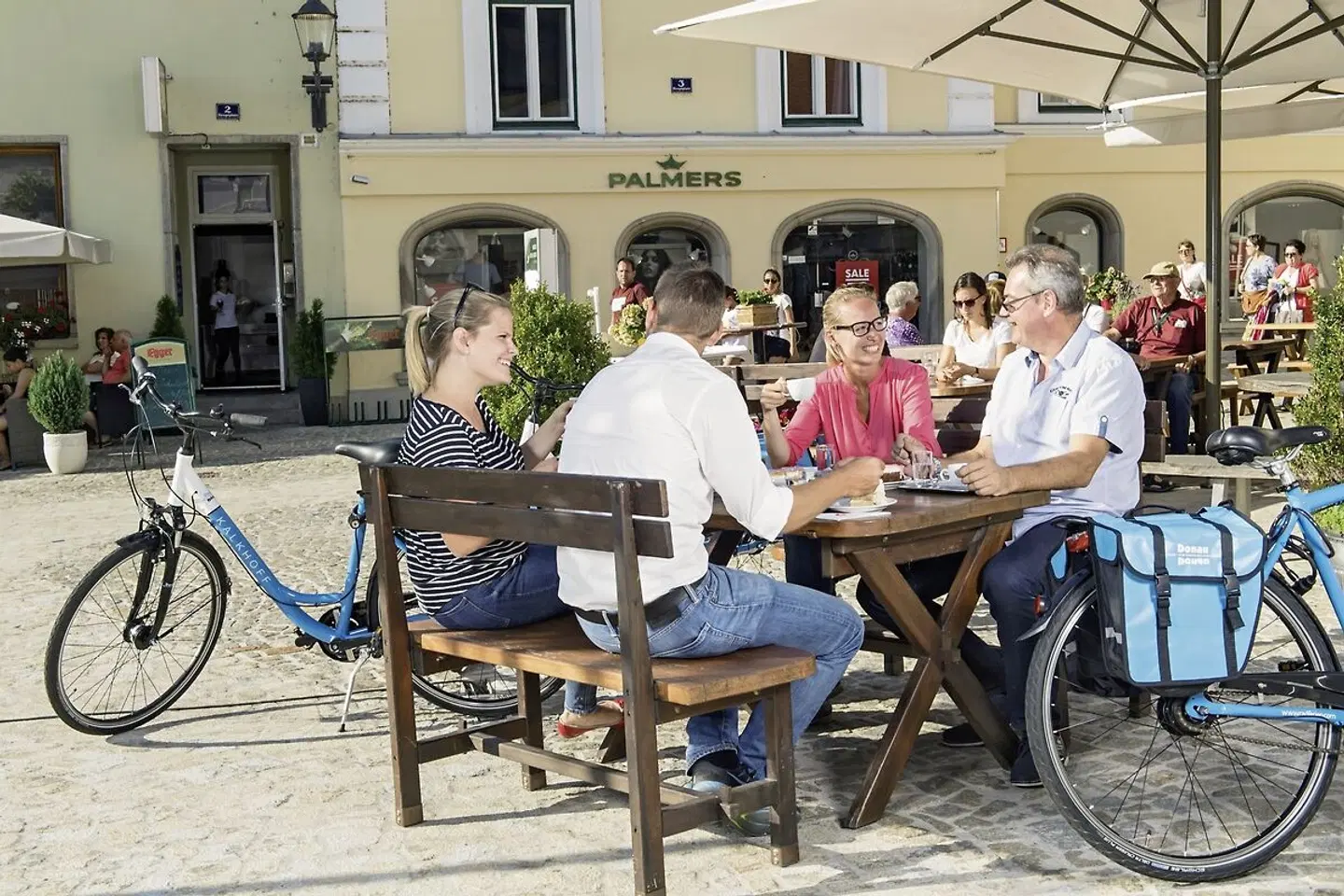 Donau-Radweg gemütlich entdecken PEOPLE