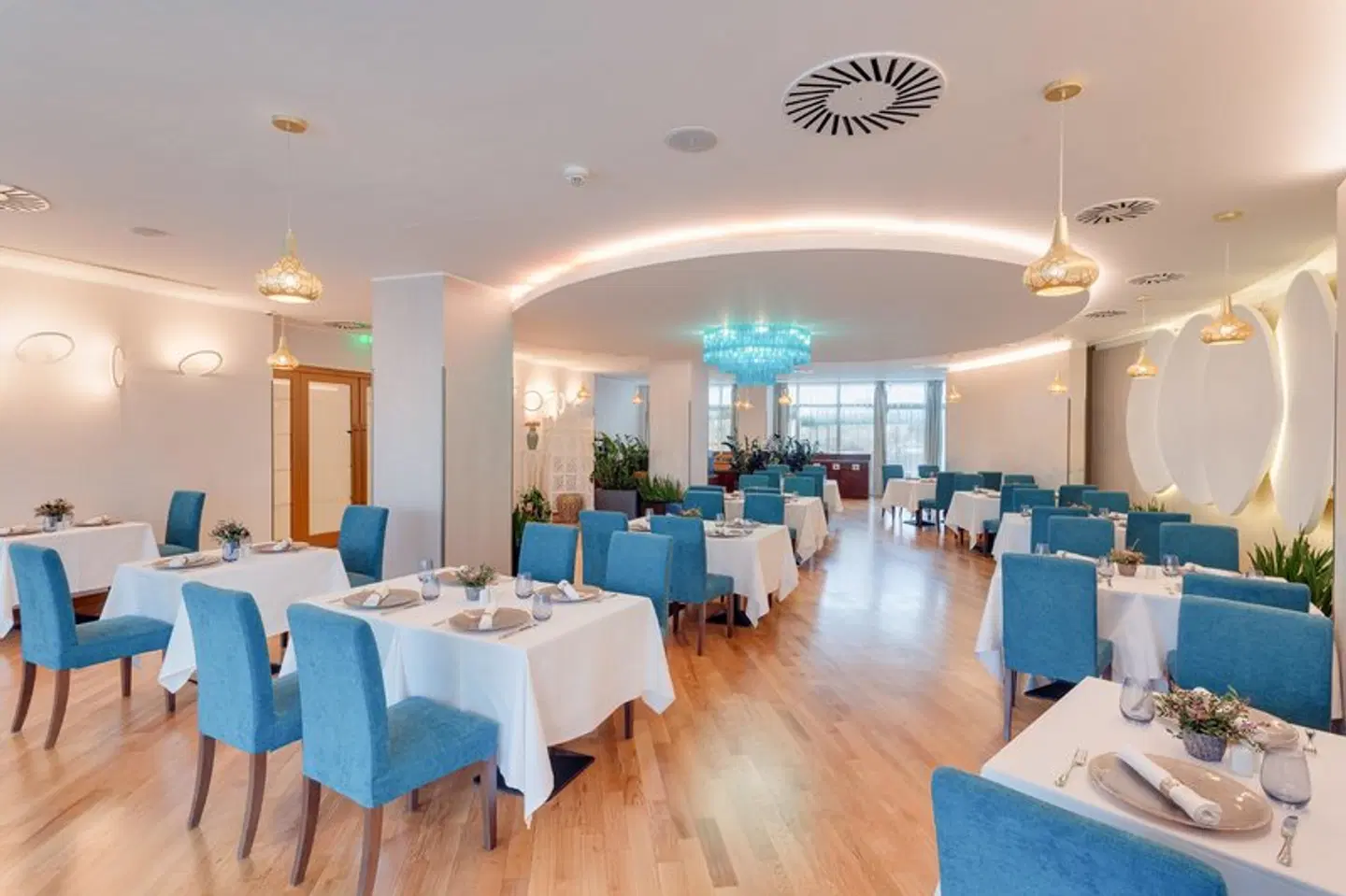 DoubleTree by Hilton Hotel Cluj - City Plaza Restaurant