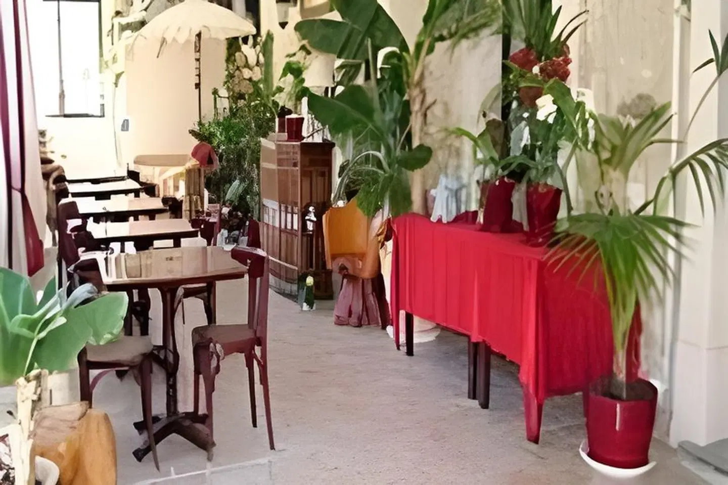 Le Lys D'or RESTAURANT