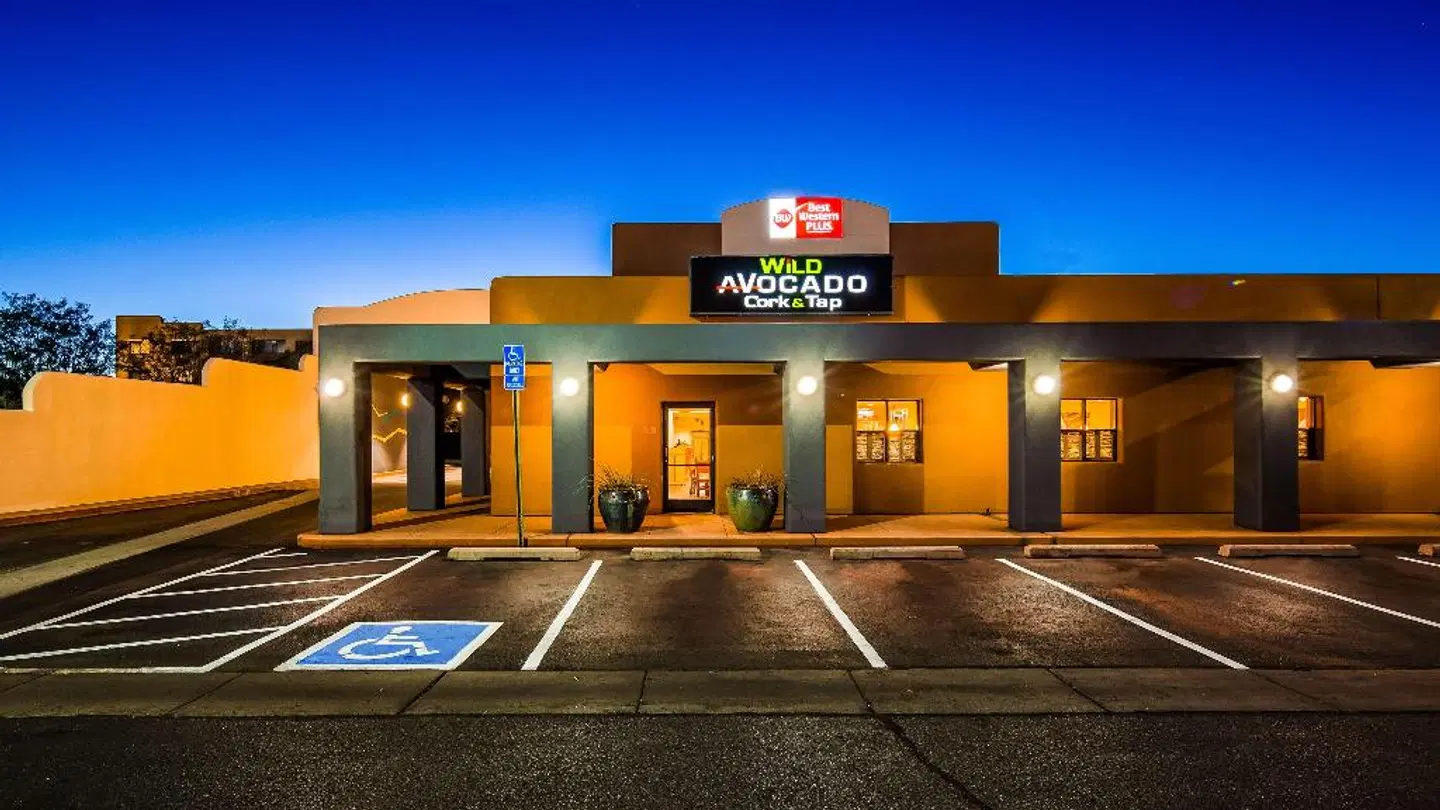 Best Western Plus Rio Grande Inn EXTERIOR