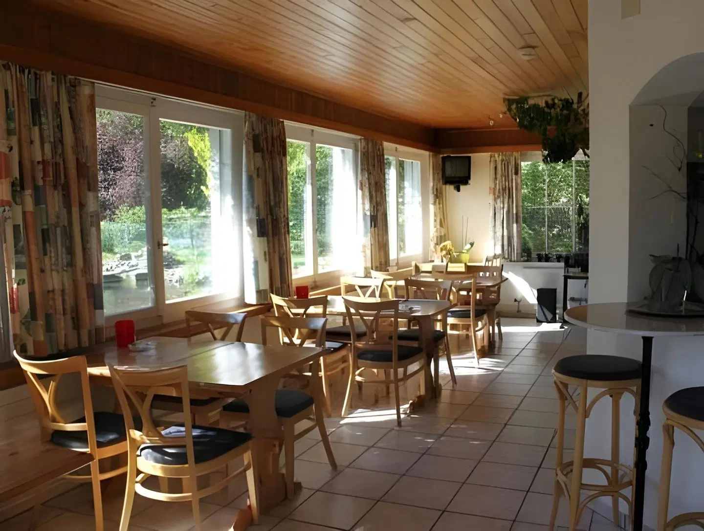 Adventure Guesthouse Interlaken Restaurant