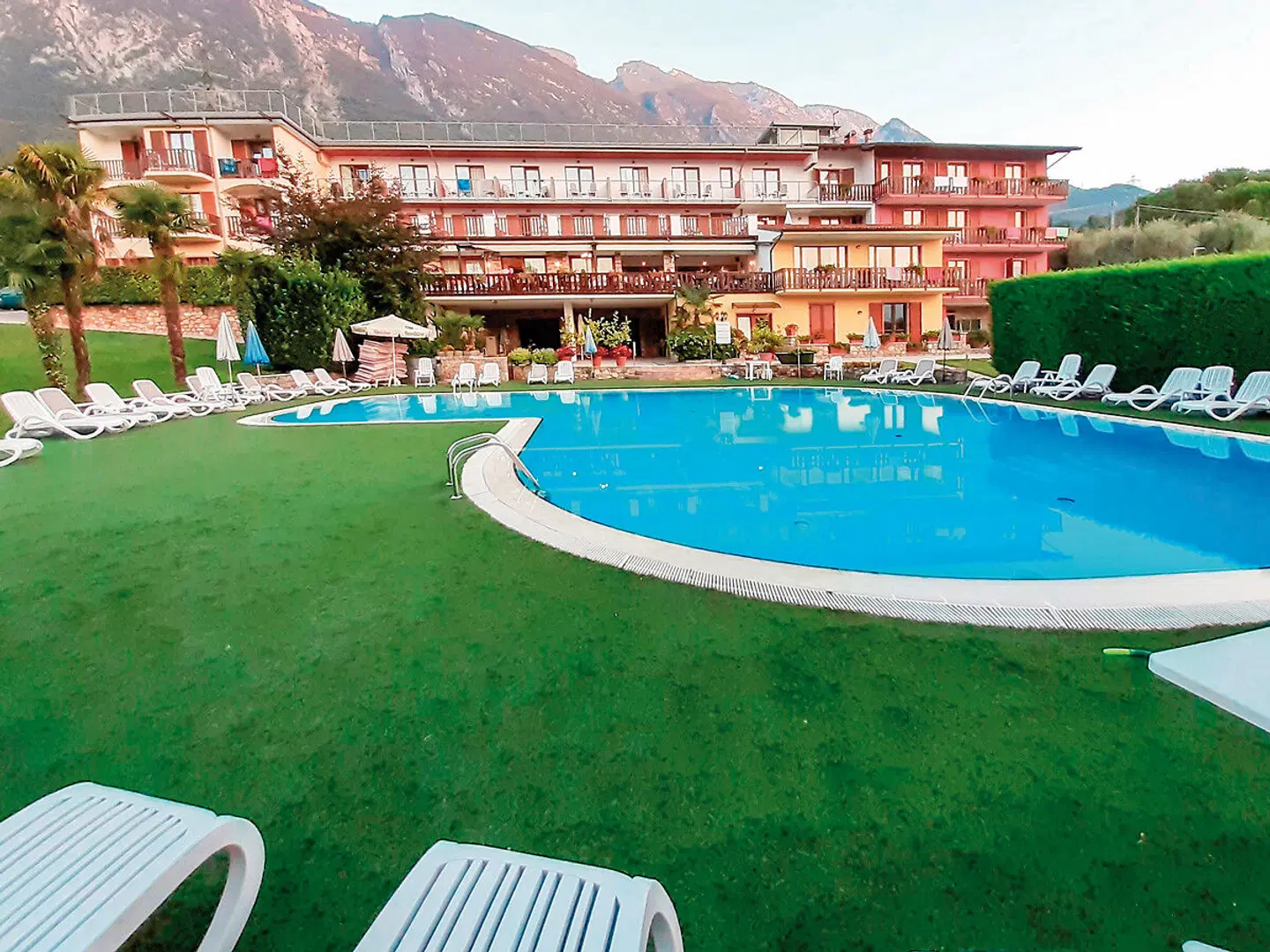Park Hotel Val di Monte EXTERIOR