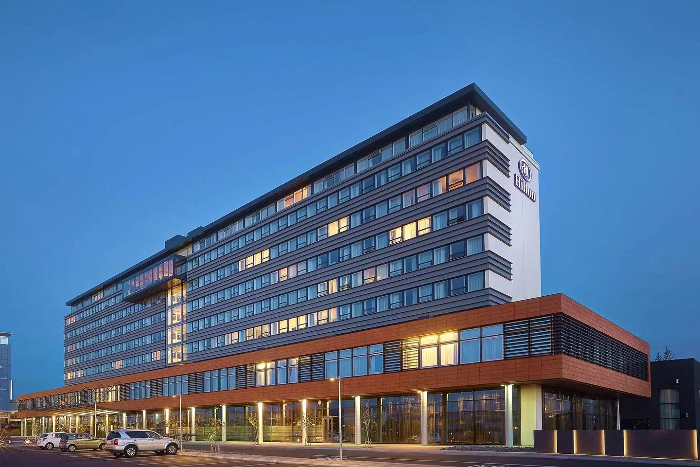 Hilton Reykjavik Nordica EXTERIOR