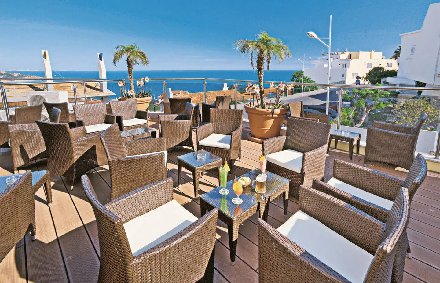 Do Cerro TERRACE