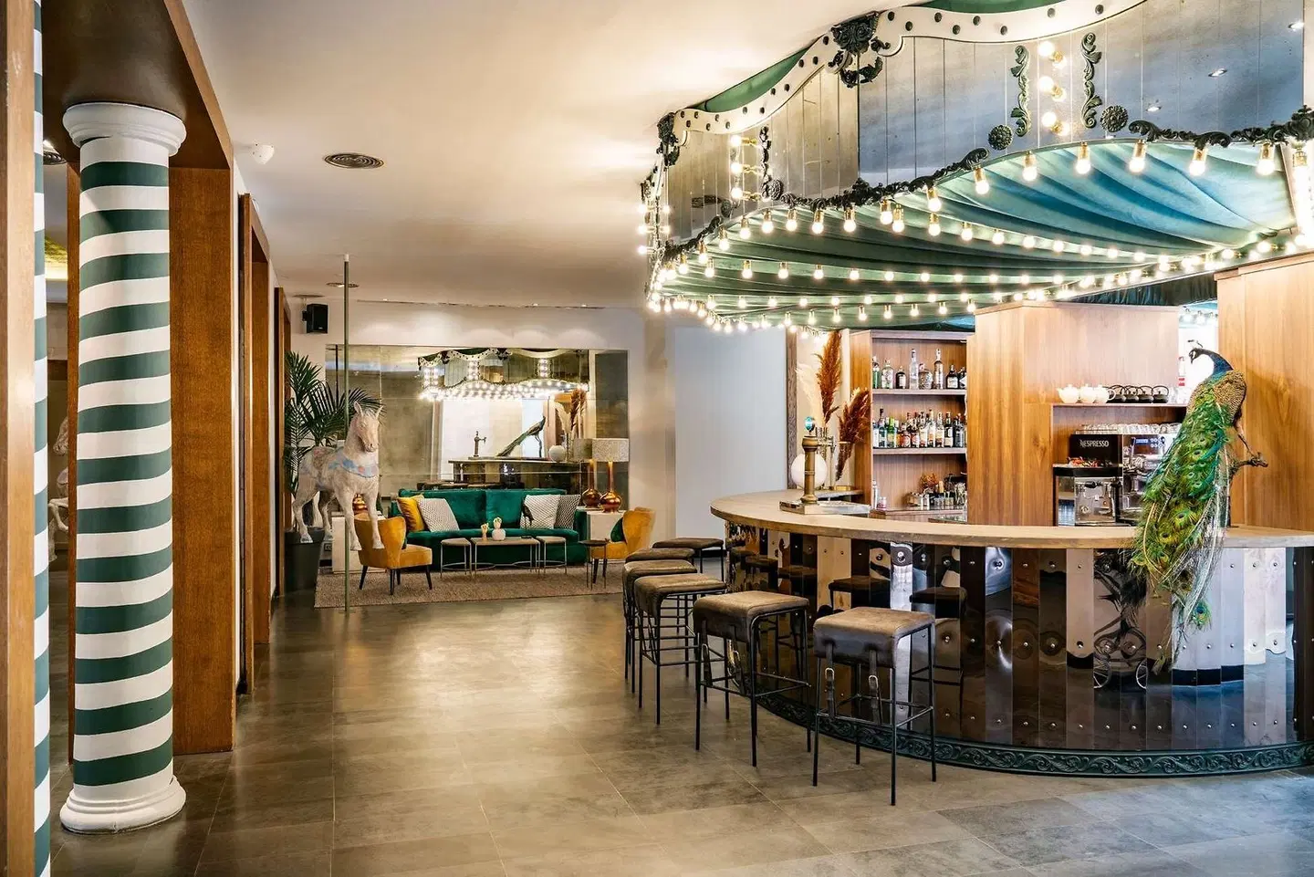 Vincci Soho Bar