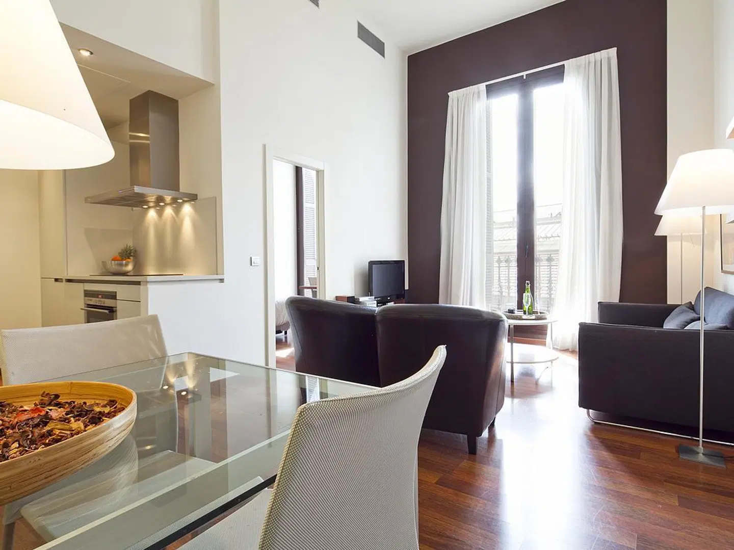 Inside Barcelona Apartments Mercat ROOM_EXAMPLE