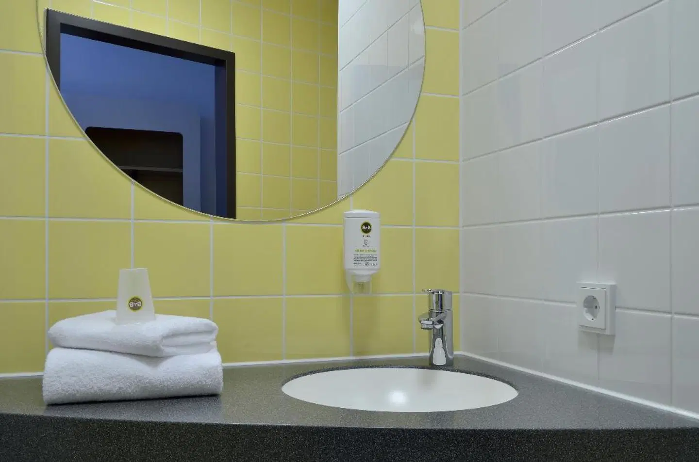 B&B Hotel Halle-Saale Badezimmer