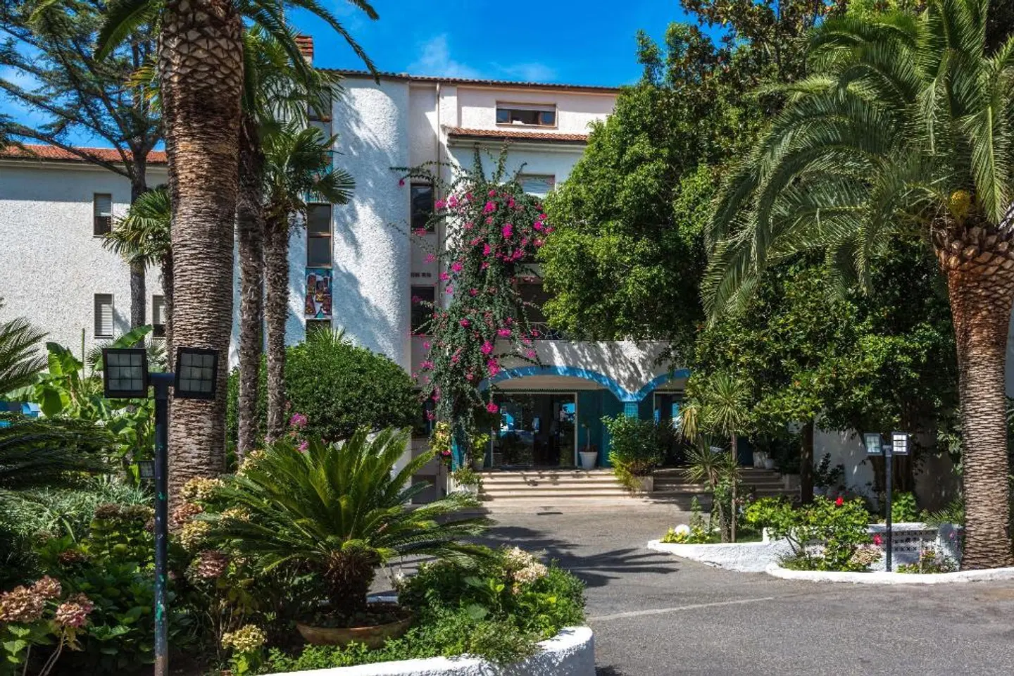 Hotel Poseidon EXTERIOR