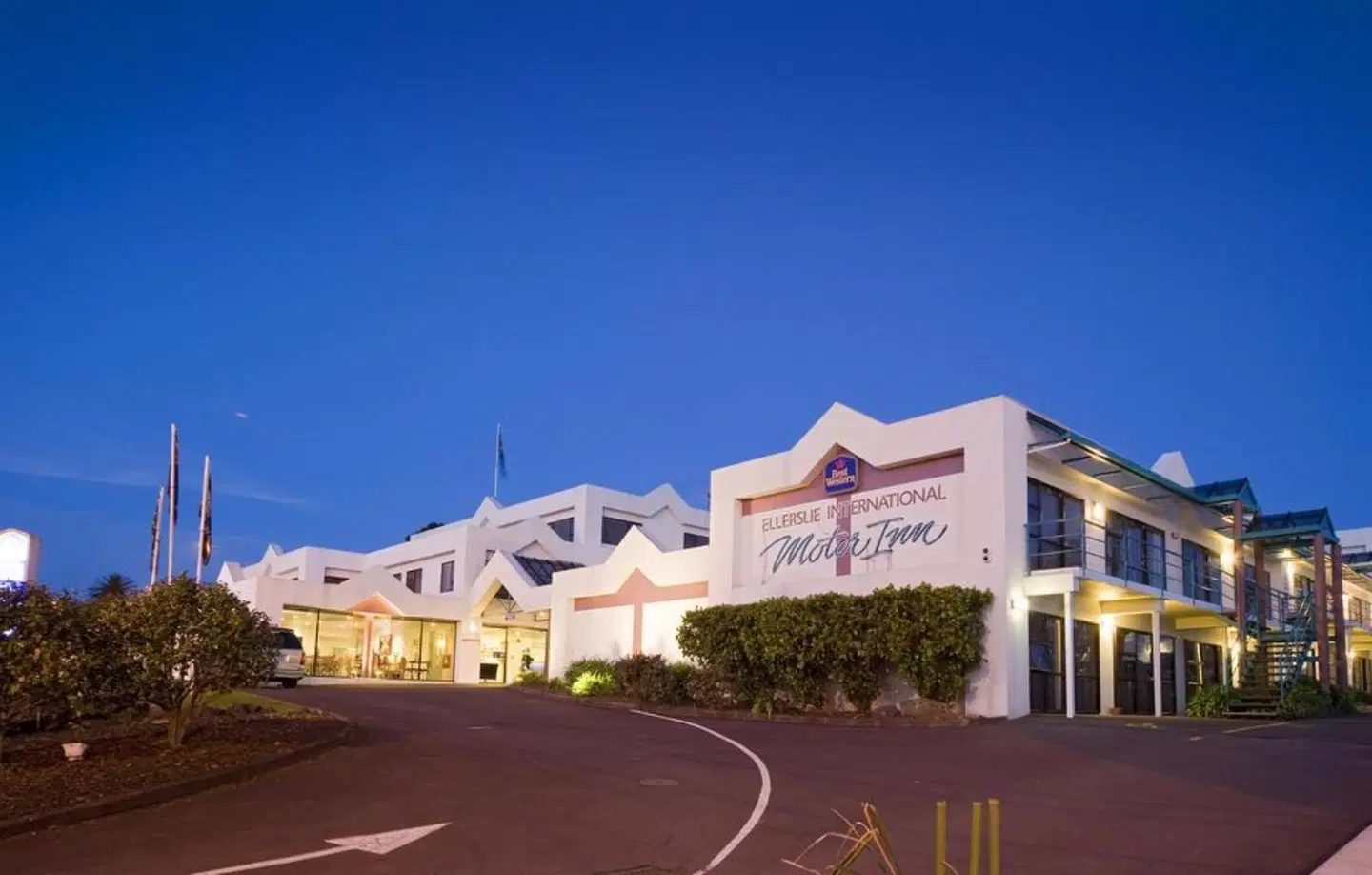 Best Western Ellerslie International EXTERIOR