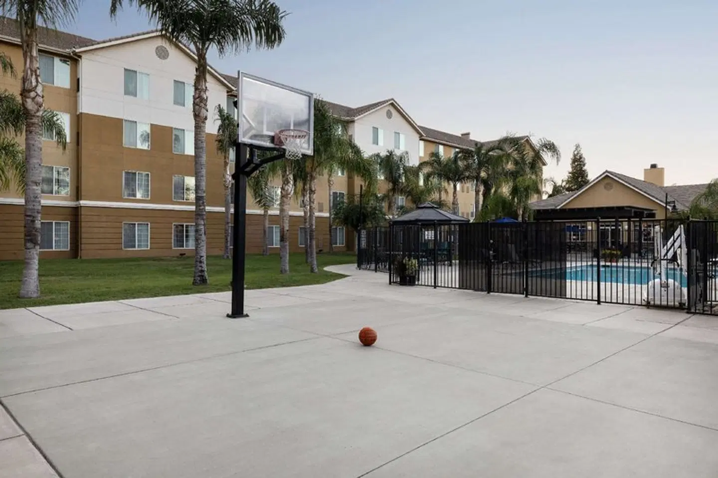 Homewood Suites by Hilton Bakersfield SPORTS_AND_LEISURE