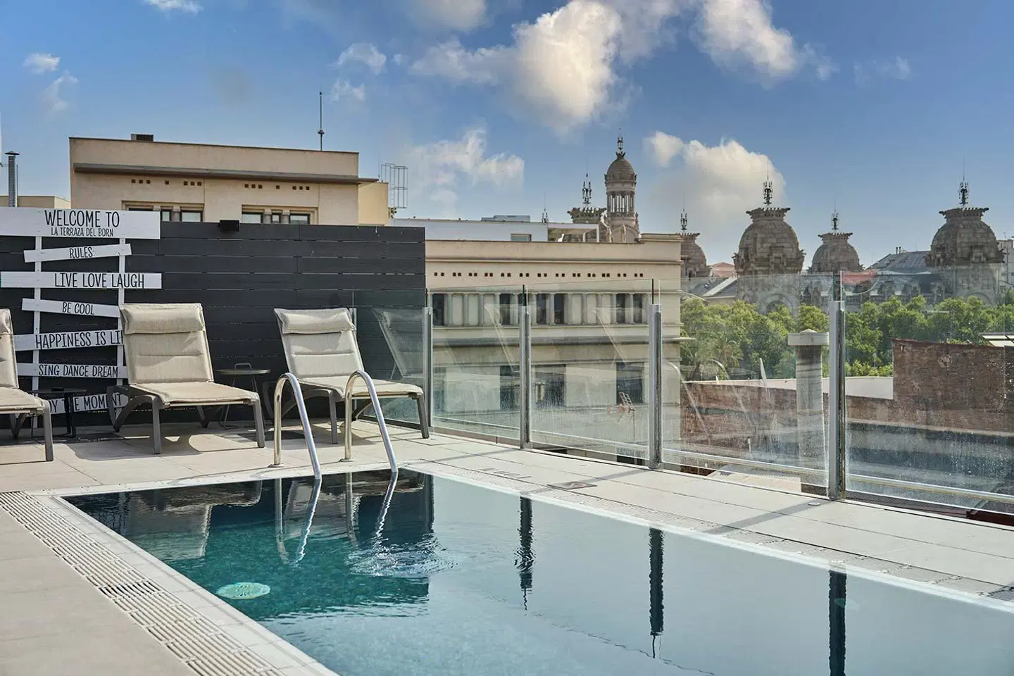Catalonia Born OUTDOOR_POOL
