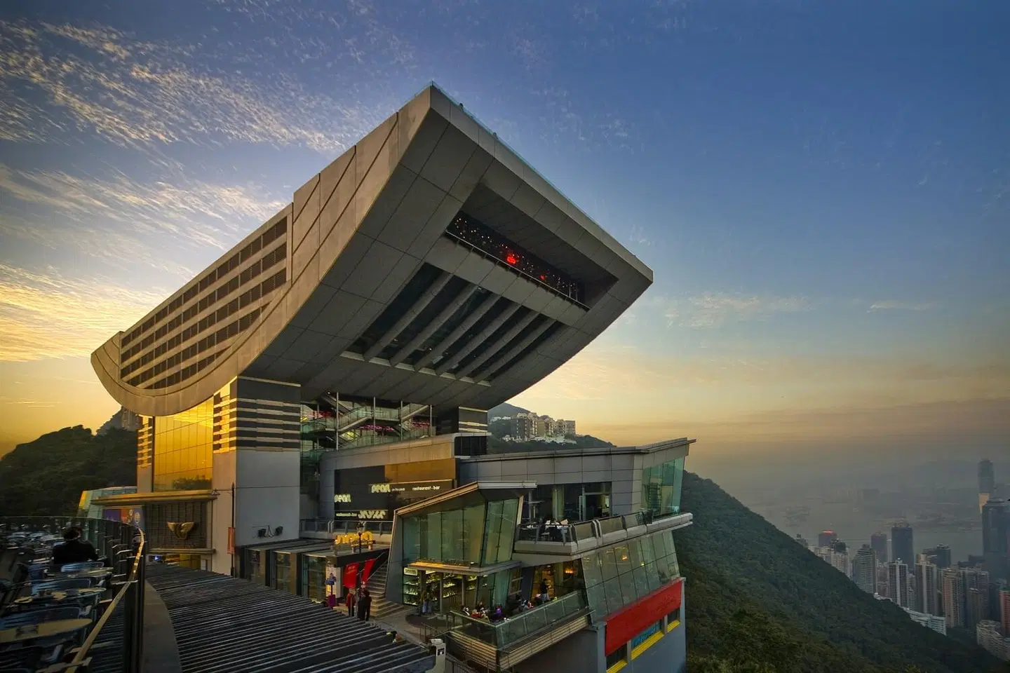 The Ritz-Carlton, Hong Kong SPORTS_AND_LEISURE