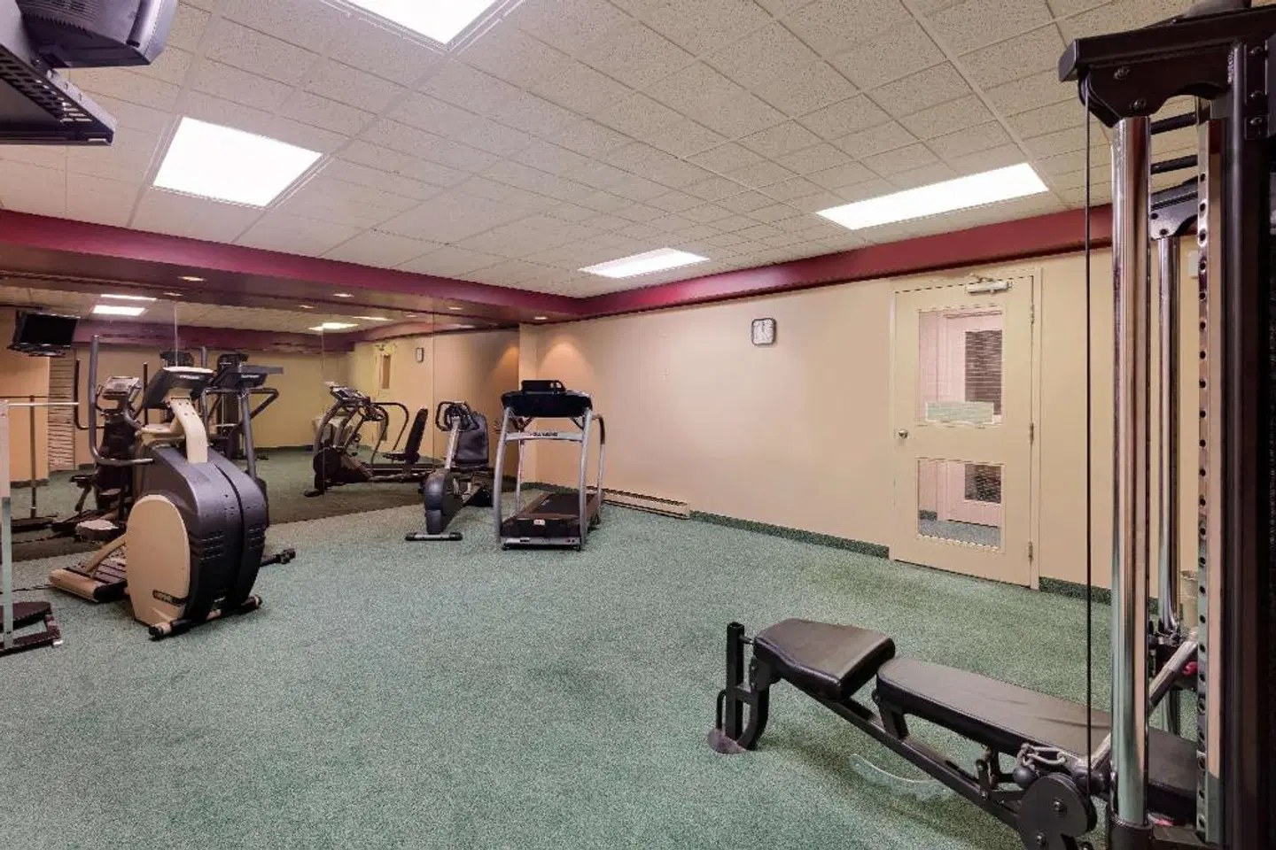 RAMADA PINEWOOD PARK RESORT NORTH BAY SPORTS_AND_LEISURE