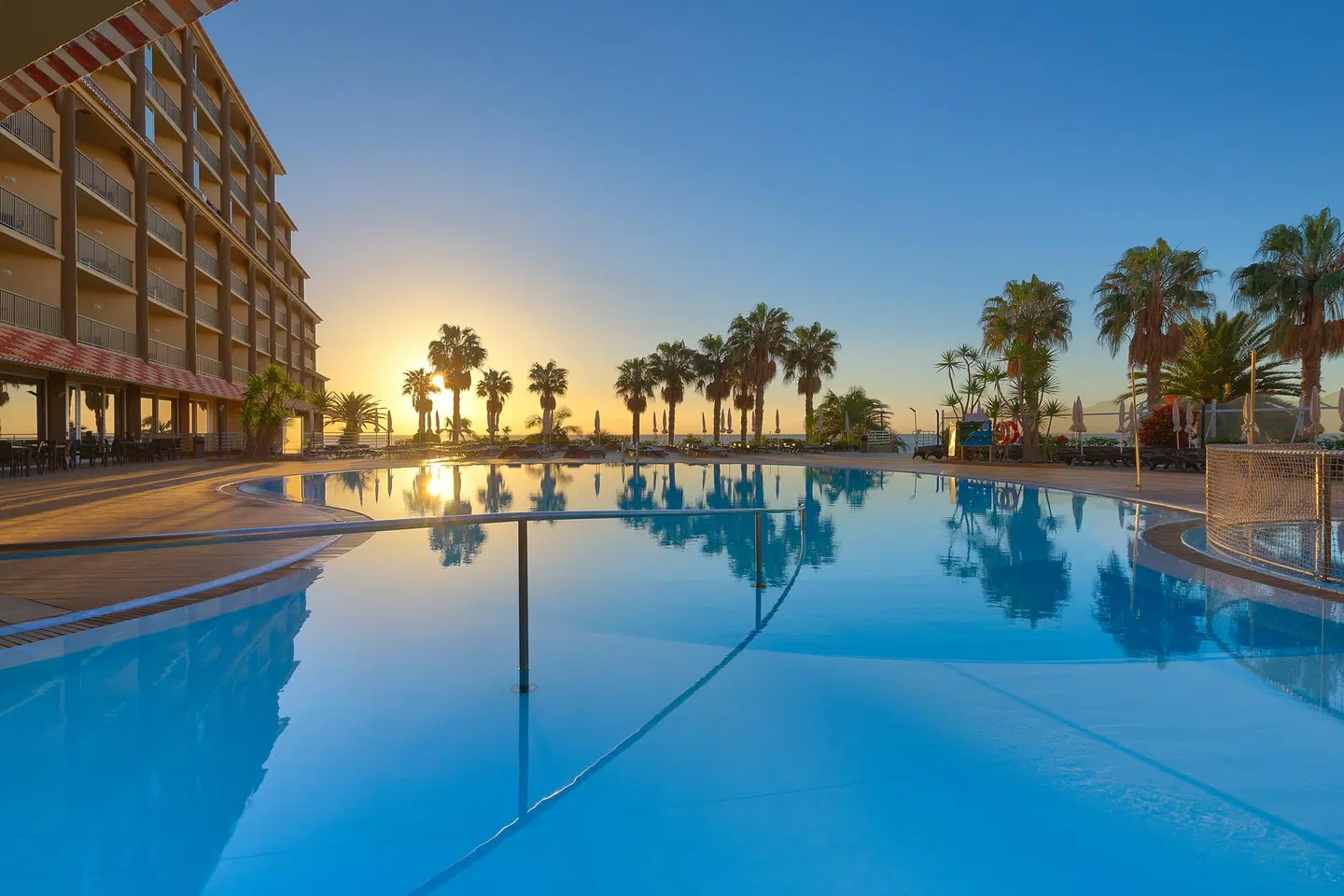 The Views Oásis OUTDOOR_POOL