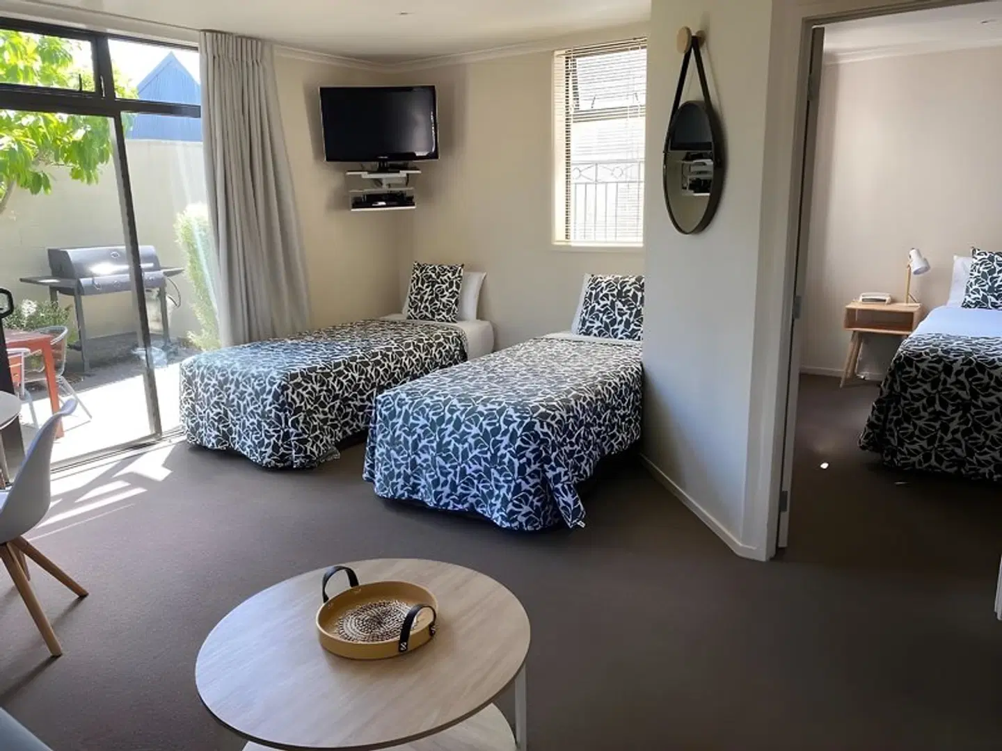 Alpine Lake Motor Lodge ROOM_EXAMPLE