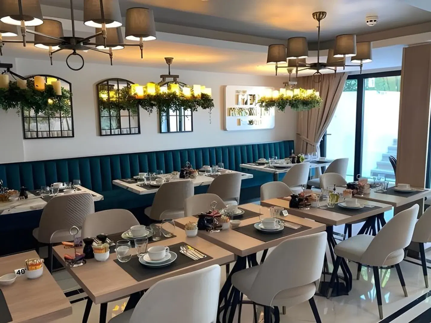 Oxford Hotel Restaurant