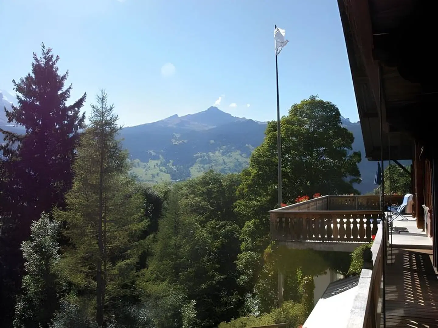 Grindelwald Youth Hostel LANDSCAPE
