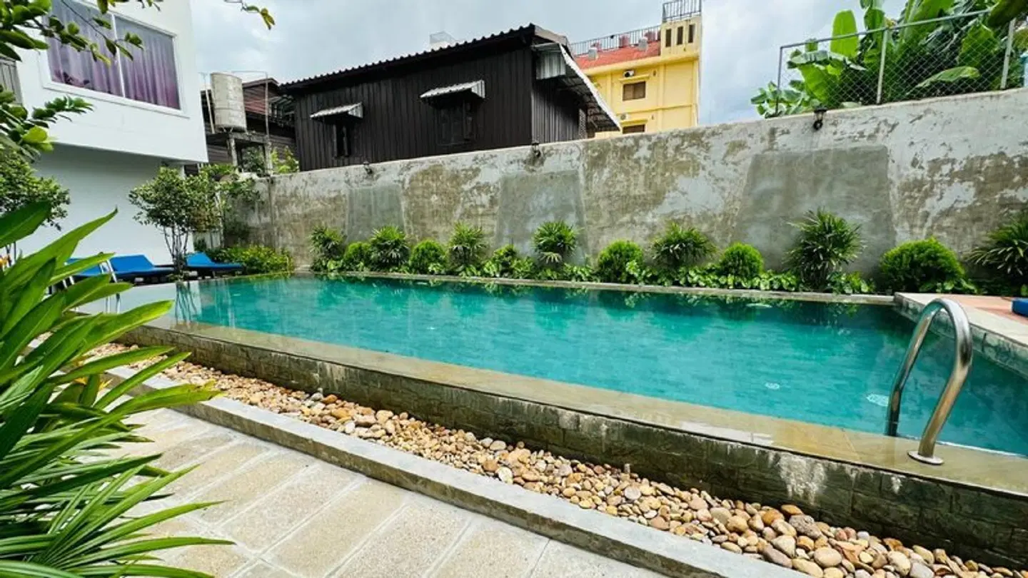 Holy Angkor Deluxe Hotel OUTDOOR_POOL