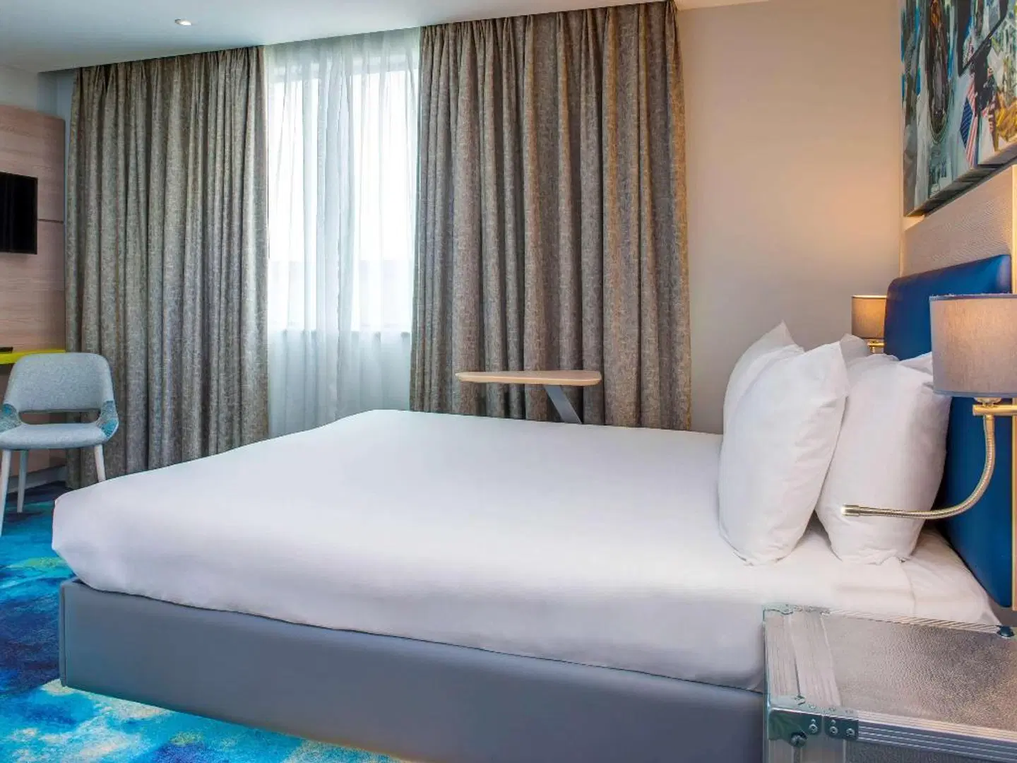 ibis Styles London Heathrow Airport ROOM_EXAMPLE