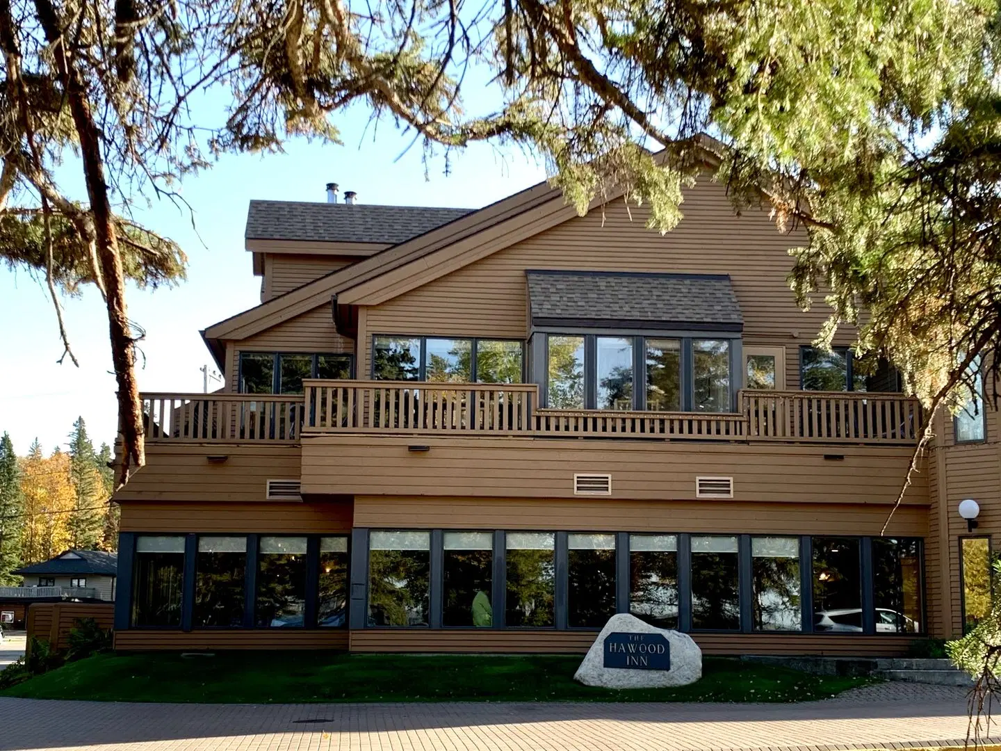 Hawood Inn EXTERIOR