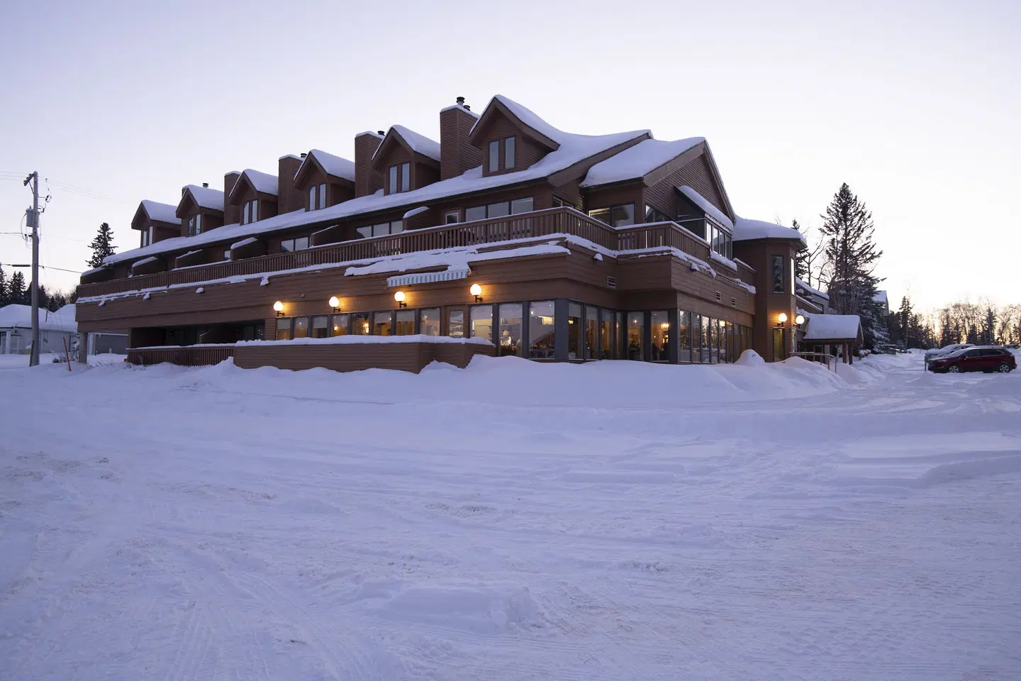Hawood Inn EXTERIOR