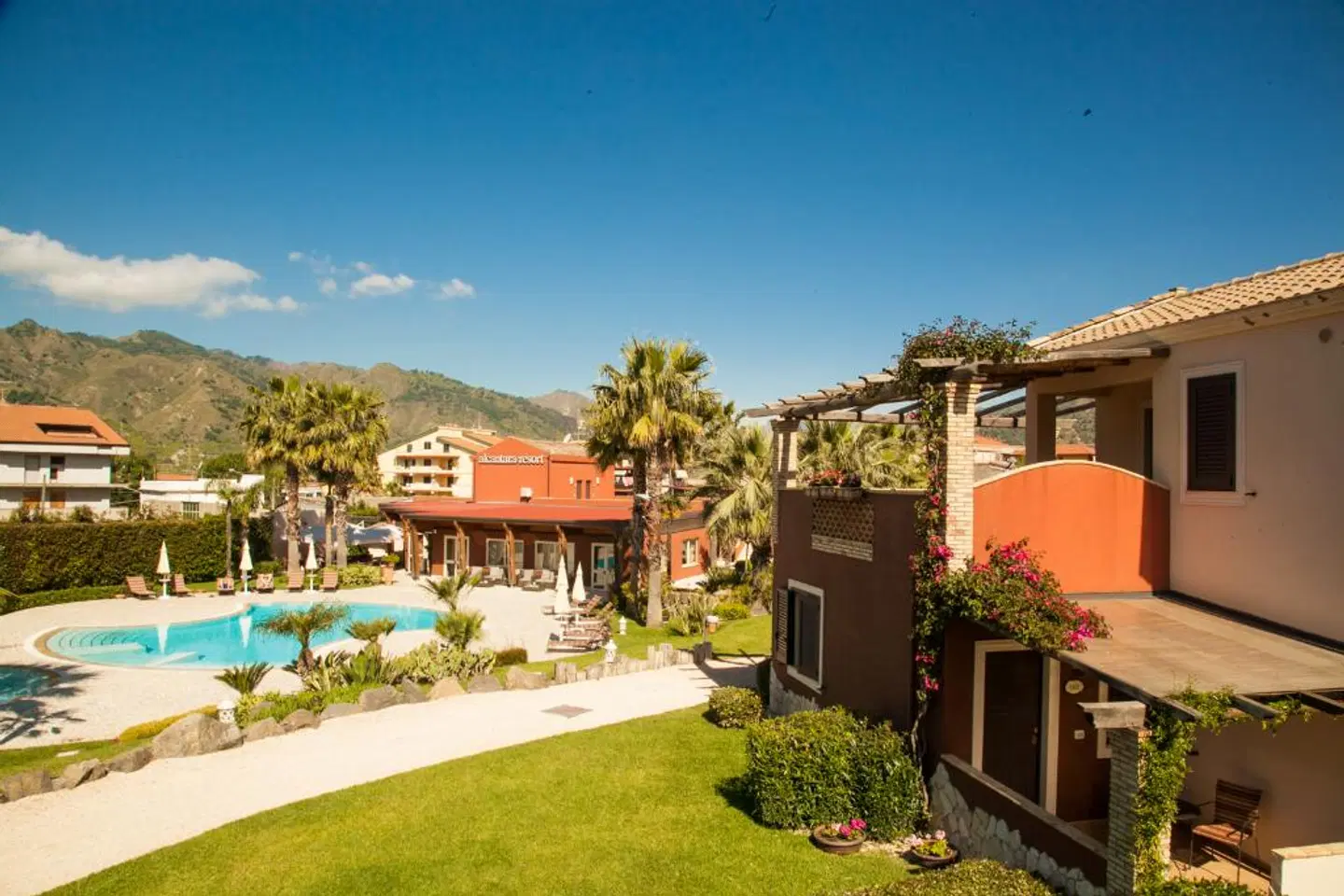 Alcantara Resort EXTERIOR