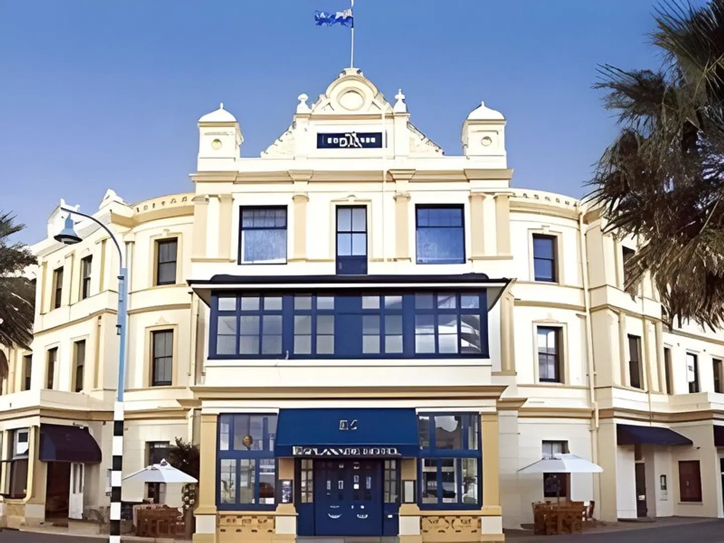 The Esplanade Hotel EXTERIOR