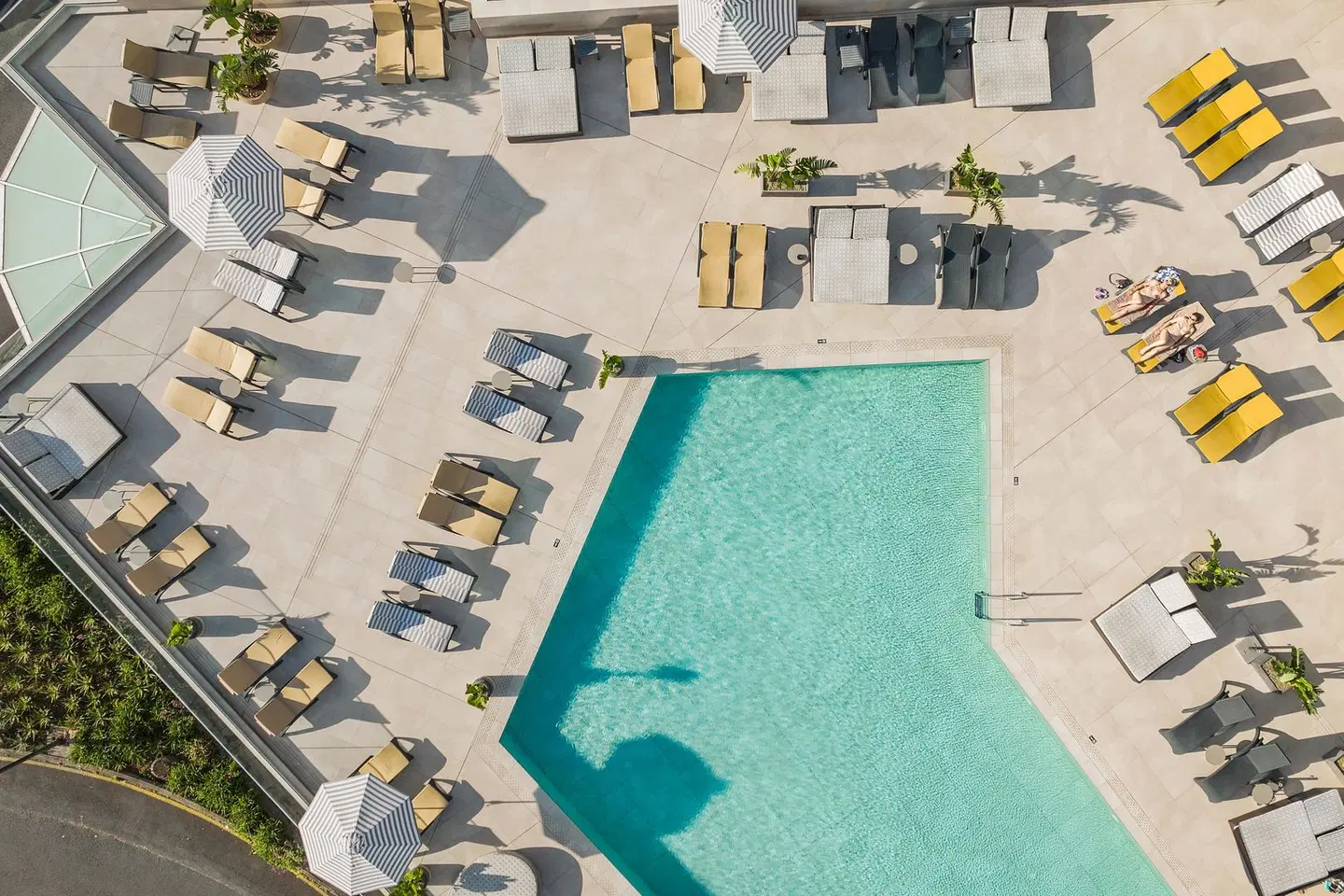 The Views Baía OUTDOOR_POOL