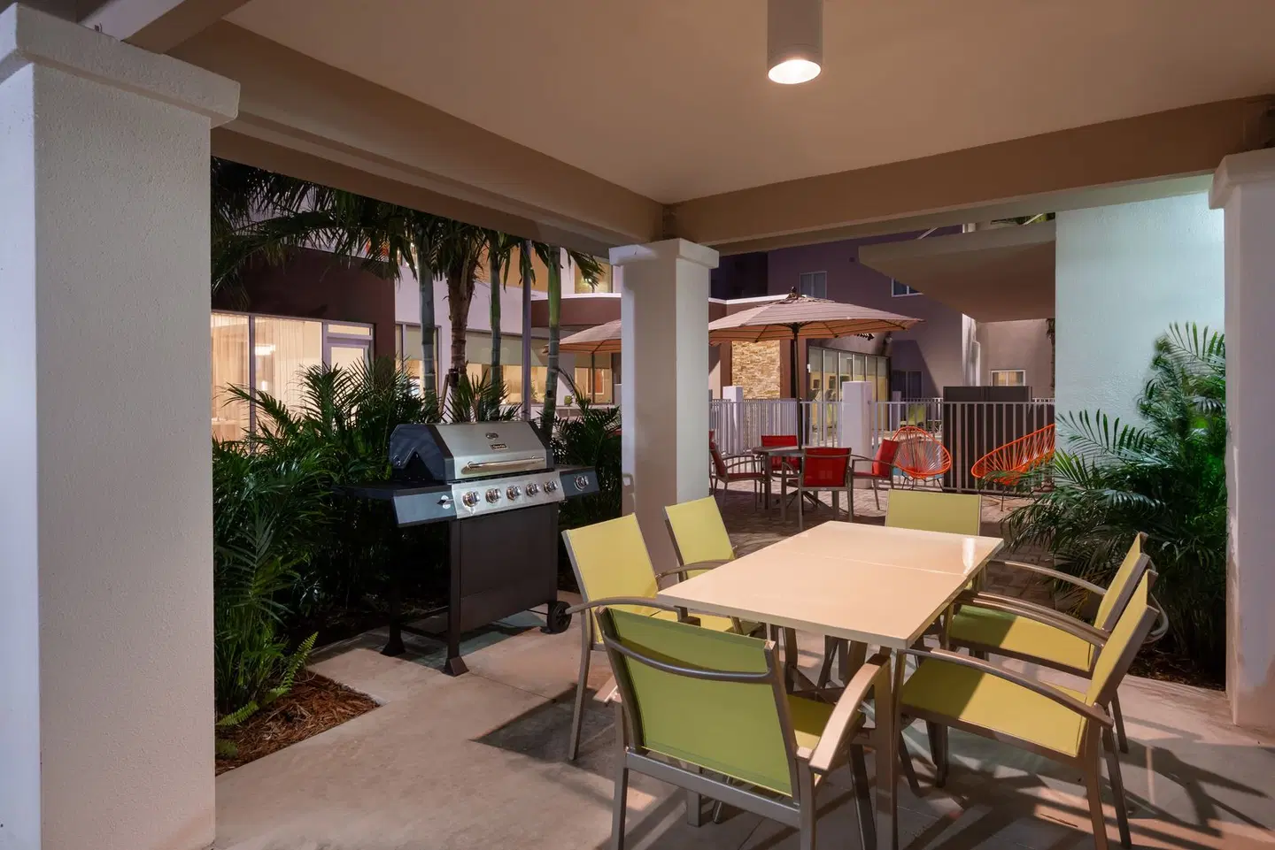 Staybridge Suites Miami International Airport by IHG LOUNGE_LOBBY